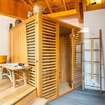 D'hotes Le Palmier Bed & Breakfast
