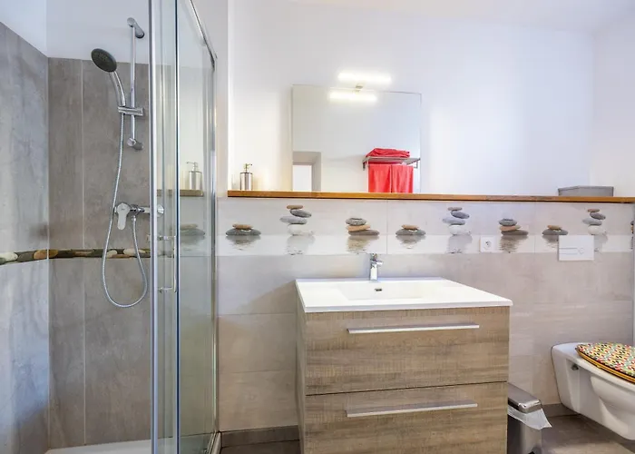 D'hotes Le Palmier Bed and breakfast Sevremont