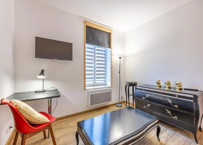 D'hotes Le Palmier Bed and breakfast Sevremont